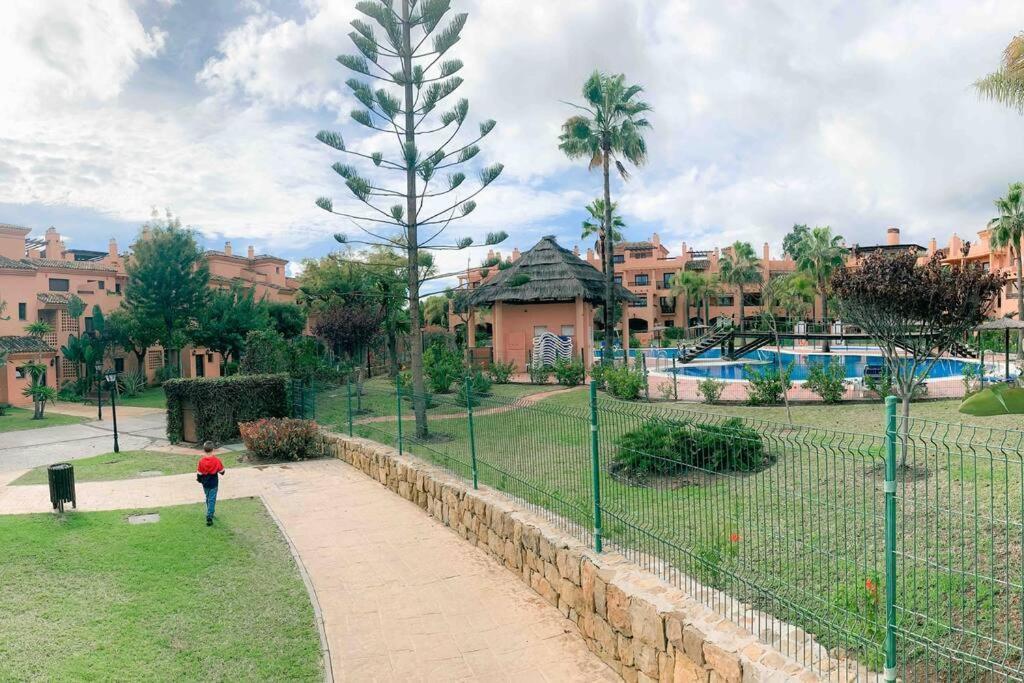 Hacienda Del Sol Marbella Apartamento Estepona